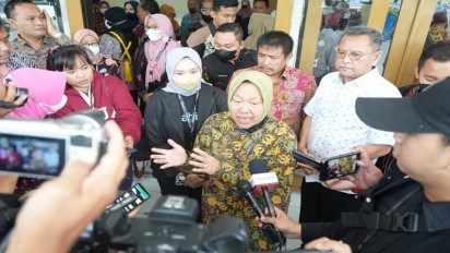 Kunjungi SLB A Padjadjaran, Mensos Risma: Oke Gedungnya Diperbaiki
