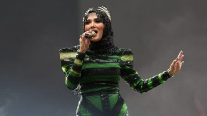 12 Potret Transformasi Mulan Jameela dari Penyanyi Cafe, Istri Ahmad Dhani, hingga Anggota DPR RI