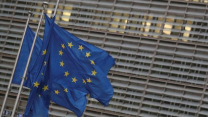 Uni Eropa Embargo Impor Karet dan Berlian dari Rusia, Jerman & Italia Menentang