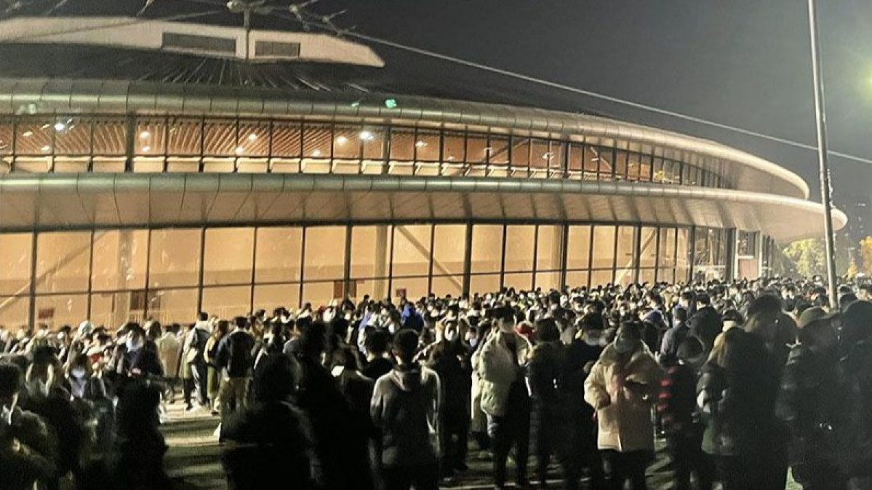 Kasus Positif Massal covid-19 Terjadi Ketika Hari Pertama Sekolah di China
            - galeri foto