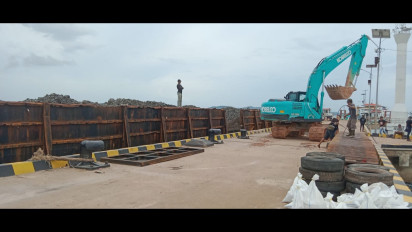 6.003 Ton Slag Nikel Diduga Bahan Berbahaya Kategori B3 Masuk ke KIS Melalui Pelabuhan Sadai Bangka