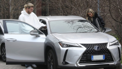 Ojo Dibandingke! Alisson Blunder, Apa Kabar Loris Karius? Ternyata Pacaran Sambil Tunggu Debut Lagi di Inggris