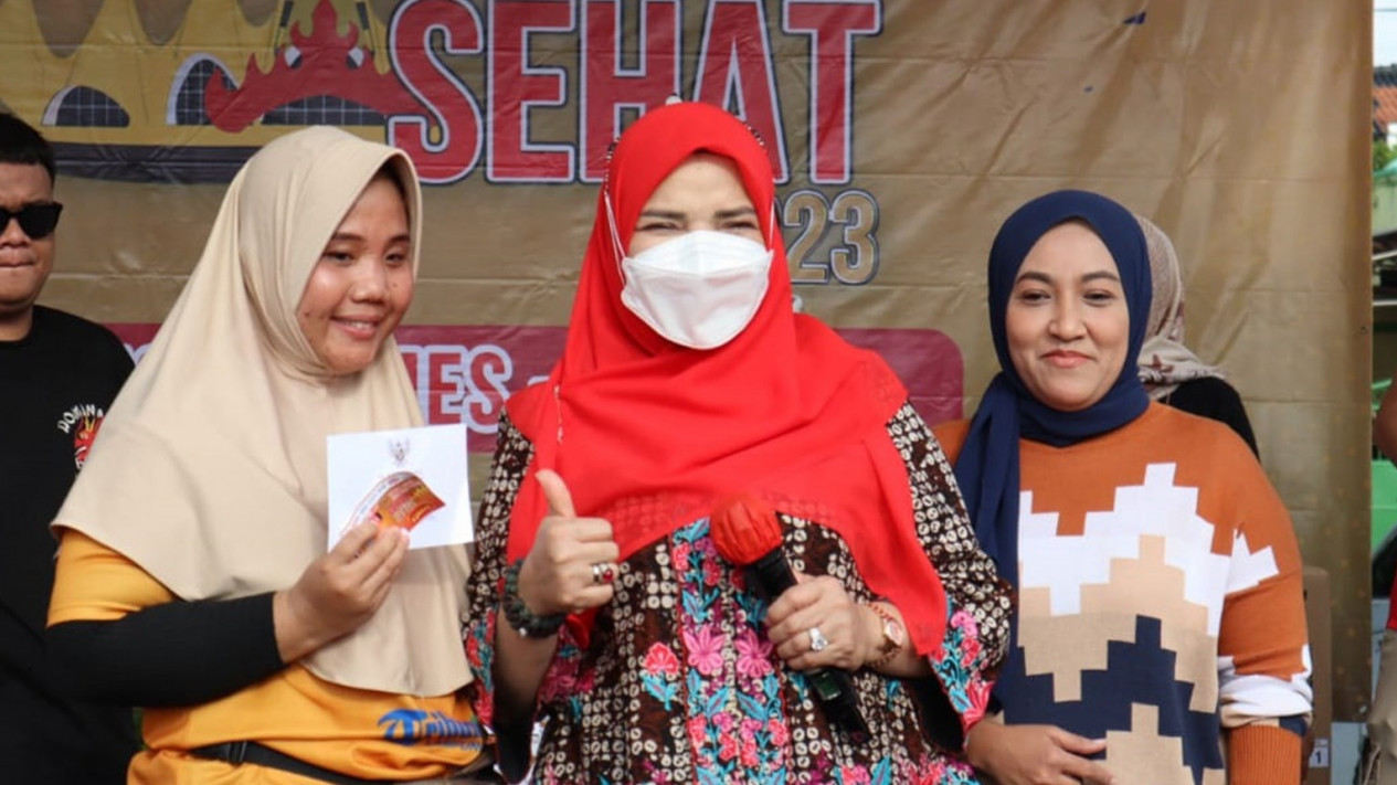 Pembubaran Jemaat Gereja di Wali Kota Eva Dwiana Lakukan Hal Ini
            - galeri foto