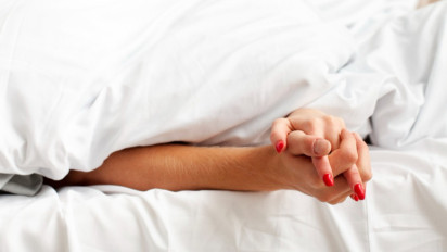 Kalau Disentuh Langsung Berdesir, Ini 6 Area Paling Sensitif Pada Wanita yang Harus Diketahui Pria, Biar Sama-sama Puas