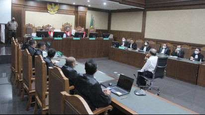 Hakim Tipikor DKI Jakarta Kesampingkan UU Cipta Kerja di Vonis Surya Darmadi