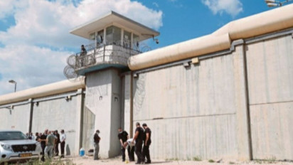 Parlemen Israel Meloloskan RUU Larangan Perawatan Medis bagi Tahanan Palestina