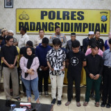 Viral, Pesta Waria di Acara Ulang Tahun, Polres Padang Sidempuan Gelar Mediasi