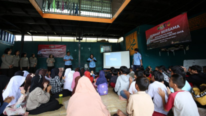 Cegah Pengaruh Negatif, Kemensos Edukasi Anak dan Remaja Marjinal di Sekolah Master Depok
