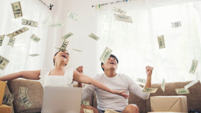 Mandi Uang, 5 Zodiak ini Ditakdirkan Bakal Tajir Melintir di Tahun 2023, Impian Jadi Orang Kaya Segera Terwujud!