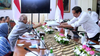 Presiden Jokowi Terima 18 Kandidat Komisioner Komisi Pengawas Persaingan Usaha (KPPU)