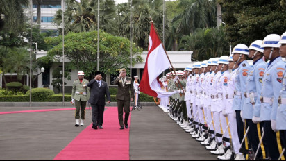 Terima Panglima Angkatan Bersenjata Singapura, Menhan Prabowo Dukung Peningkatan Kerja Sama Militer
