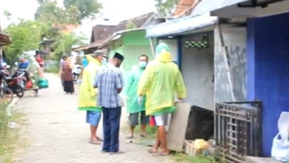 Warga Blora Dikagetkan Penemuan Jasad Pria Membusuk di Kamar Mandi