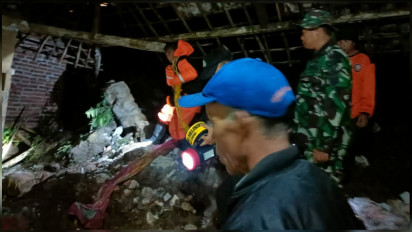 Tebing Longsor Timpa Rumah Warga di Malang Akibat Hujan Disertai Angin, Satu Orang Meninggal Dunia