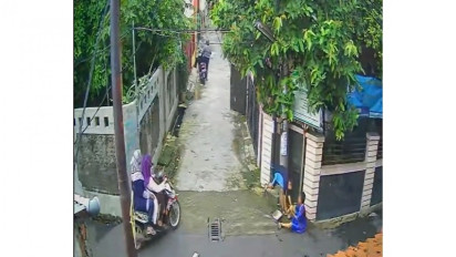 Detik-detik Kedatangan 2 Korban yang di Cor Terekam CCTV