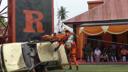 Basarnas Gorontalo Evakuasi Mobil Jatuh di Jurang Saat Upacara HUT Basarnas Ke 51