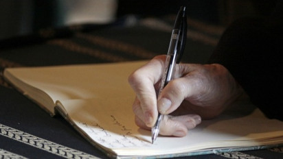 Anak Dianggap Tidak Patuh Lalu Tak Diberi Warisan, Bagaimana Hukumnya dalam Islam?