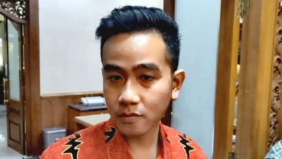 Aksi Gibran Wajibkan Pemilik Mobil di Solo Punya Garasi, Ancam Denda Rp1 Juta