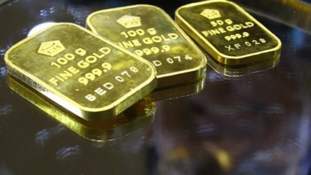 Emas Rontok Serempak! Harga Antam, UBS, hingga Galeri24 Tersungkur Pagi Ini
            - galeri foto