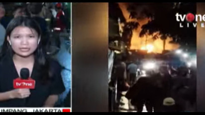 Pipa Bensin Depo Pertamina Plumpang Kebakaran, Warga Mengungsi ke Kelurahan