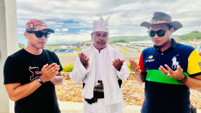 Langit Mandalika Diliputi Mendung, Ini Sosok Pawang Hujan WSBK