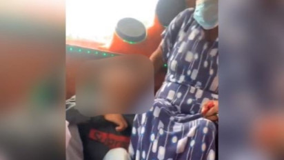 Kejam, Seorang Nenek di Padang Tega Pukuli Cucu di Atas Angkutan Kota