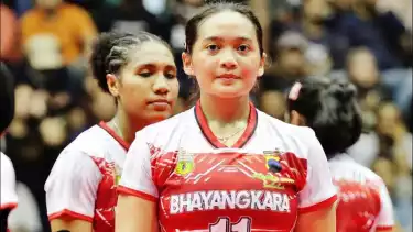 Hobi ke Pantai, 8 Potret Tiara Sanger Atlet Voli Cantik Asal Bekasi, Setter Tim Bandung BJB Tandamata 11