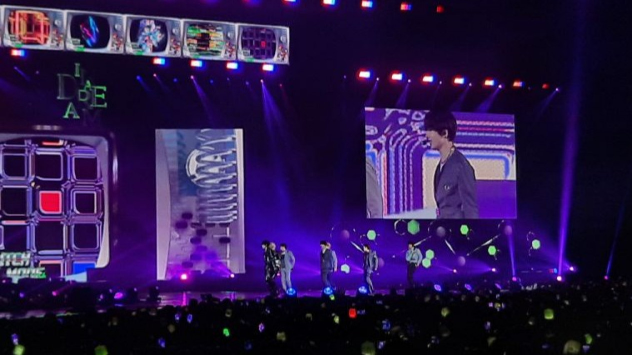 NCT Dream Konser di ICE BSD, Buka Penampilan dengan Bawakan "Glitch Mode
            - galeri foto