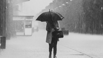 Cuaca Hari Ini di Kota Besar, BMKG Prakirakan Terjadi Hujan Ringan dan Sedang Hingga Petir