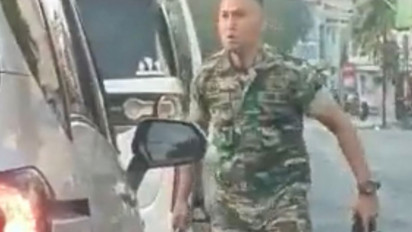 Viral Video Oknum TNI Marahi Pengemudi Mobil di Semarang