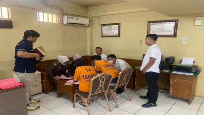 Perkembangan Kasus Video Mesum Kebaya Merah, 3 Tersangka Diserahkan ke Kejari Surabaya