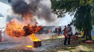 Pertamina Sulawesi Telah Antisipasi Depo-Depo di Sulawesi Dengan Pelatihan Mitigasi dan Siaga Bencana Kebakaran