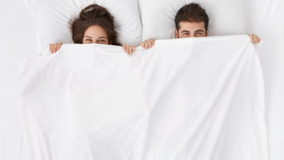 Berkenalan dengan Petting, Sebuah 'Trik' Sederhana Agar Bercinta Terasa Semakin Menggelora