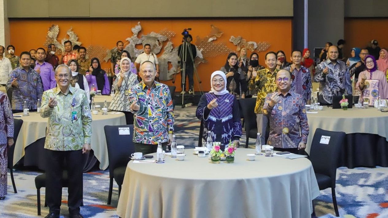 Buka Rakor Penyelenggaraan Pelatihan SDM Ketenagakerjaan, Menaker Tekankan Sinergi
            - galeri foto