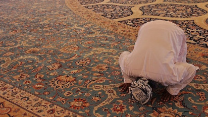 8 Doa Terindah dalam Shalat