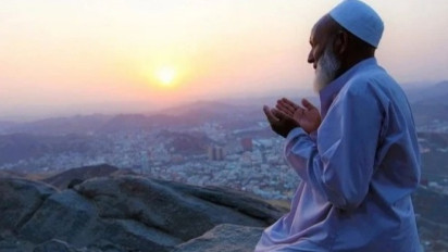 Doa Jelang Pensiun, Mohon Rezeki dan Kelancaraan di Hari Tua