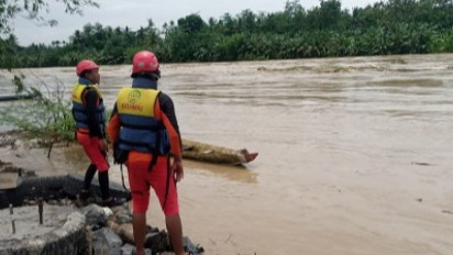 Banjir Bandang Lahat Rendam 3 Desa, Ketinggian Air Capai 1,5 Meter