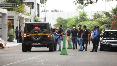 Rekonstruksi: Mario Dandy Gunakan Kaki Sepatu Nike, Sedangkan Shane Sandal Jepit