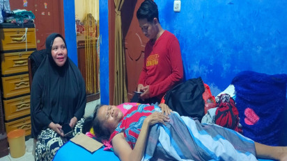 Tega! Seorang Penjual Kue Keliling Dianiaya Oknum ASN Kelurahan di Gowa Hingga Tulang Retak