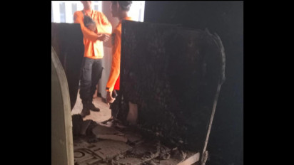 Kebakaran di Kampus C Universitas Airlangga, Kepulan Asap Muncul dari Ruangan Fakultas Kelautan dan Perikanan