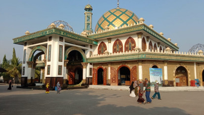 Sambut Bulan Ramadhan, Wisata Religi Masjid Syaichona Kholil, Bangkalan, Mulai Dipercantik