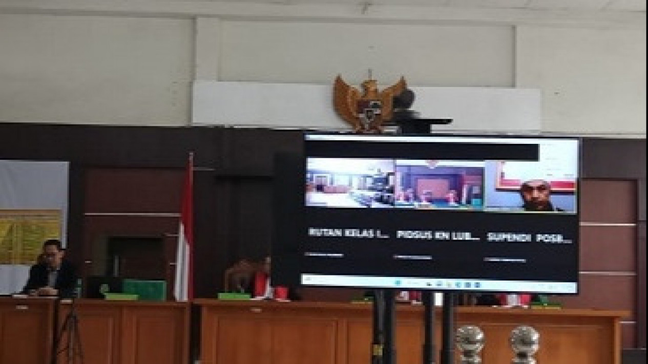 Mantan Kades di Musi Rawas Tilep Dana Desa Rp 800 Juta Demi Foya-foya, Jalani Sidang Dakwaan Dugaan Korupsi
            - galeri foto