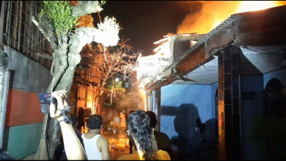 Diduga Akibat Korsleting Arus Listrik, Dua Unit Rumah Warga di Rawa Simprug Kebayoran Lama Dilanda Kebakaran