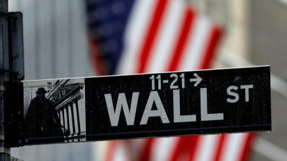 Wall Street Bergejolak! Saham Meroket Setelah The Fed Tahan Suku Bunga