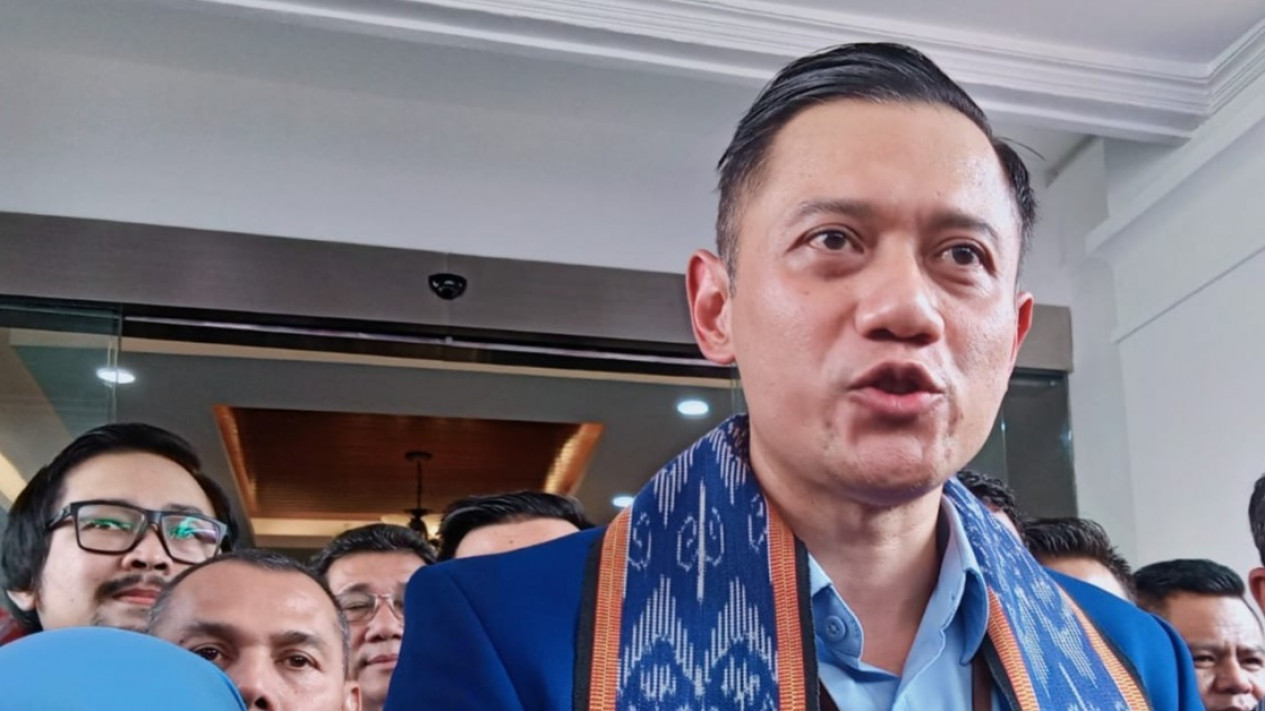 Singgung Isu Penundaan Pemilu 2024, AHY: Siapa yang Mimpin Nanti? Apa Iya Ada Plt Presiden?
            - galeri foto