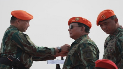 Jadi Warga Kehormatan Kopasgat TNI AU, Prabowo: Saya akan Jaga Kehormatan Korps Baret Jingga