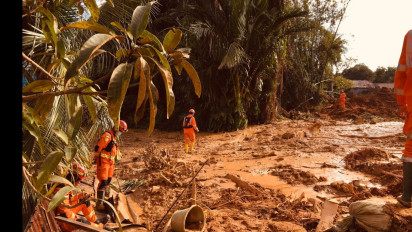 Tim SAR Kembali Temukan Korban Longsor Natuna, Pencarian Dilanjutkan Besok