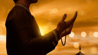 Rutinkan Baca Doa Berikut Setelah Shalat untuk Memohon Perlindungan dan Rezeki Berkah Dunia Akhirat