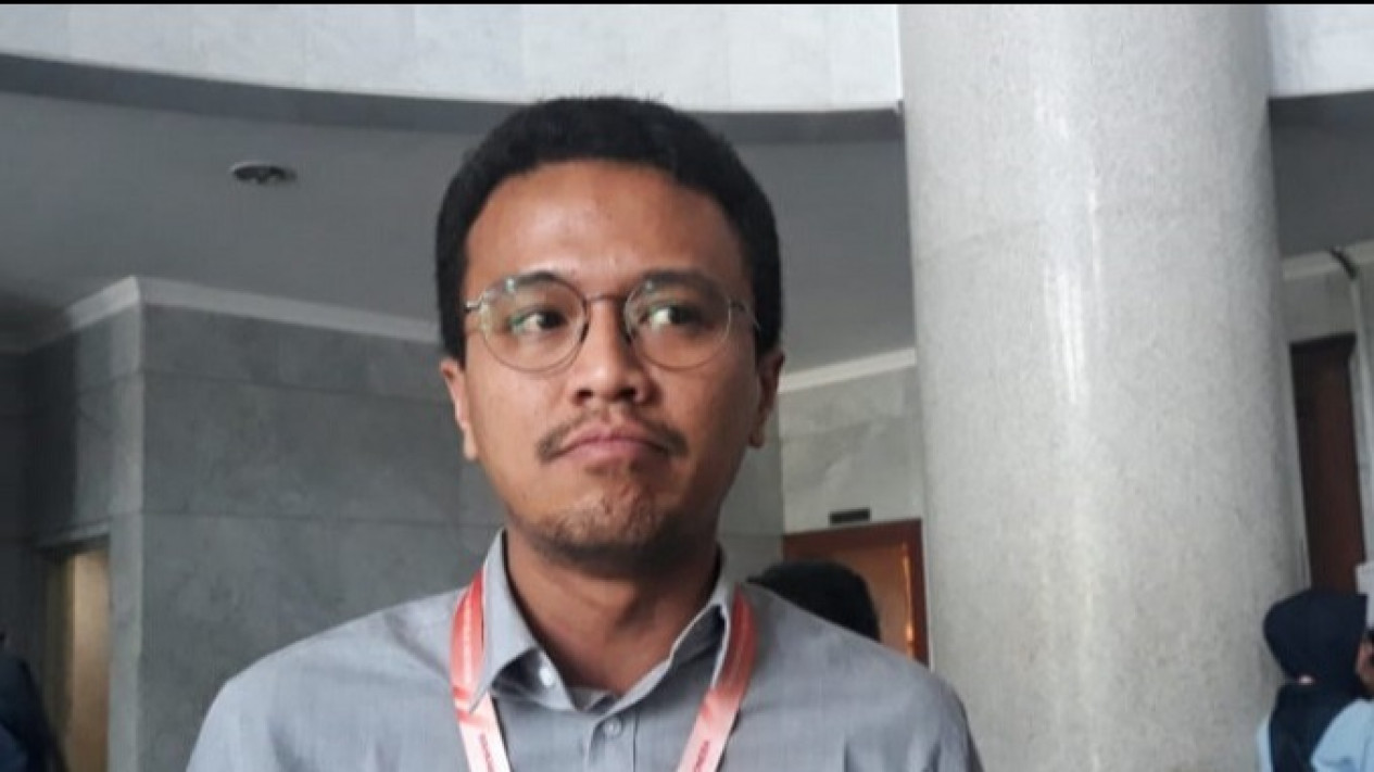 Jokowi Disebut Jodoh-jodohkan Prabowo-Ganjar untuk Maju di Pilpres 2024, Faldo Maldini Buka Suara
            - galeri foto