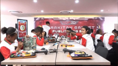 Smartphone dan Laptop Buatan Asli Anak Papua Akan Diekspor ke Papua Nugini dengan Brand Merek TOP.ID