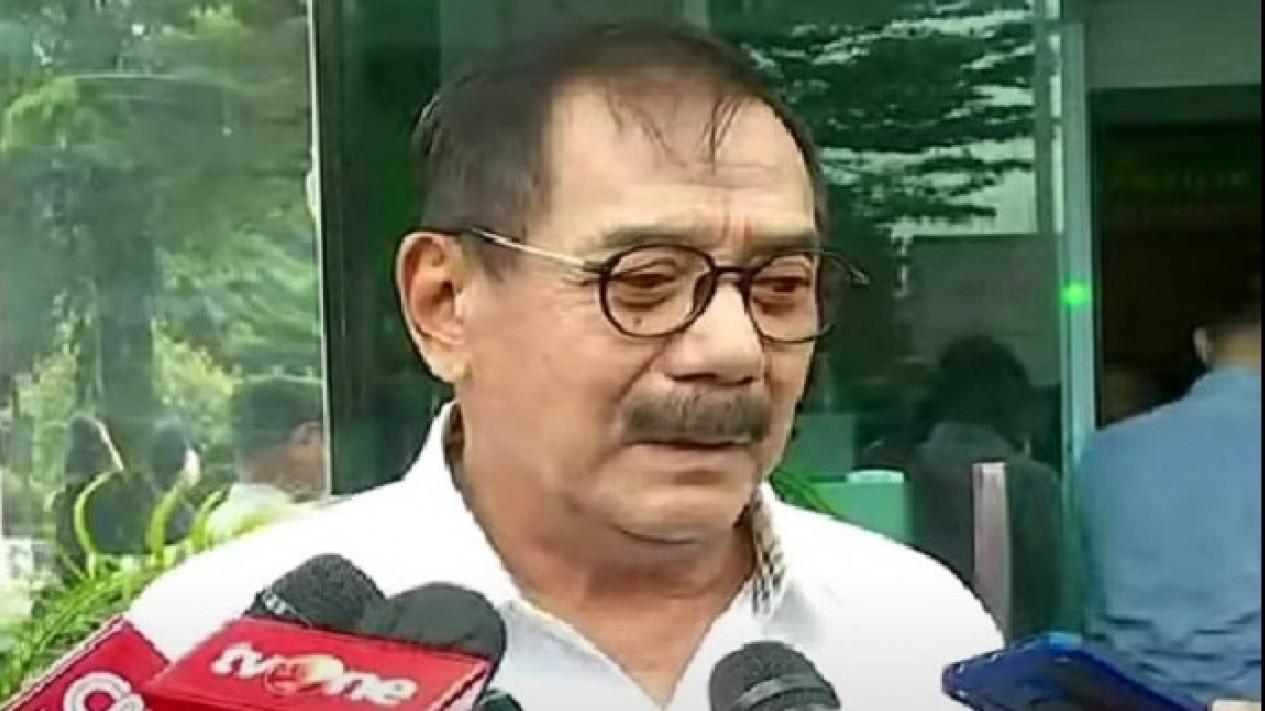 Tak Diperbolehkan Lihat Berita, Ayah Dody Menitikkan Air Mata di PN Jakarta Barat
            - galeri foto